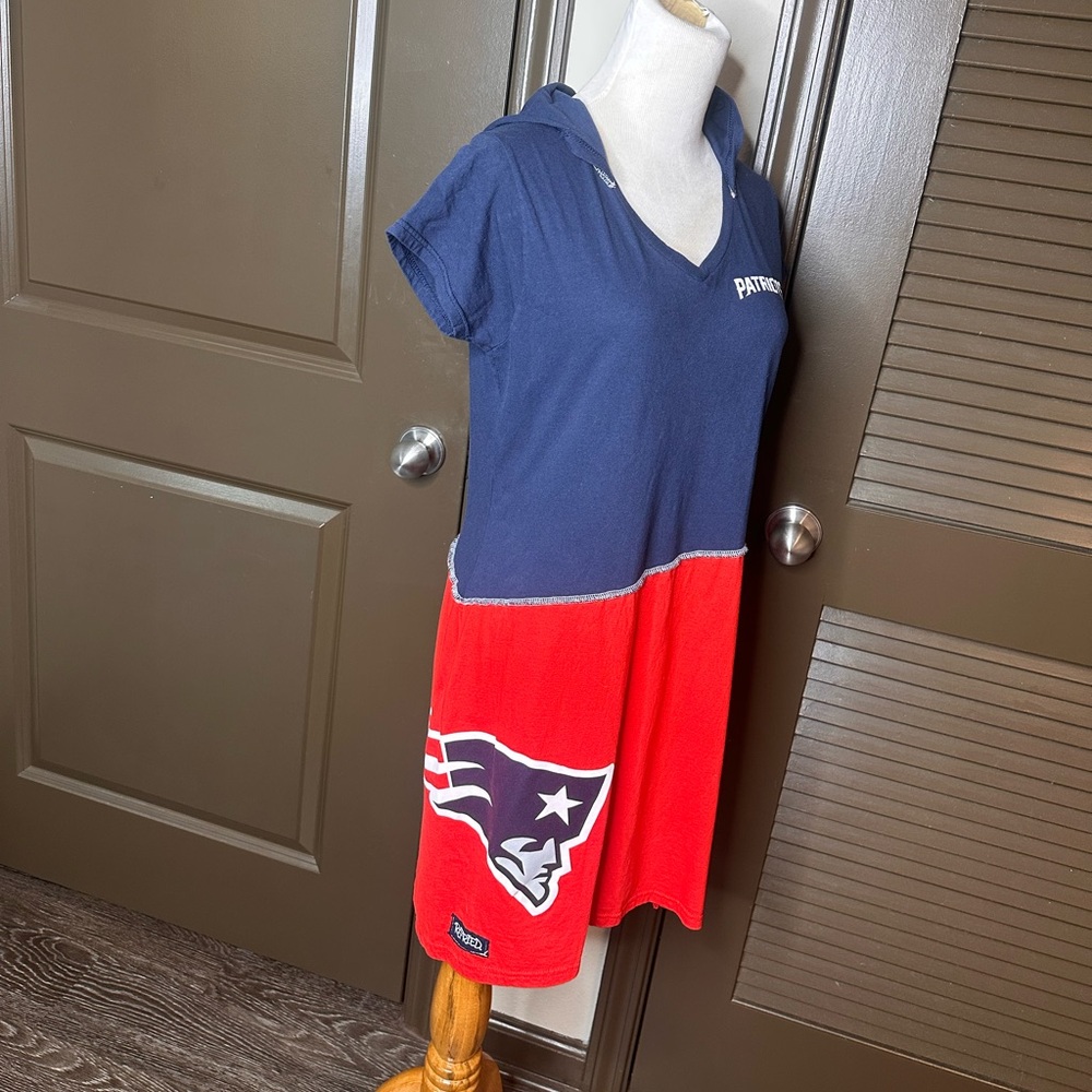 NE Patriots | Short Sleeve Hoodie Dress - Picture 2 of 4